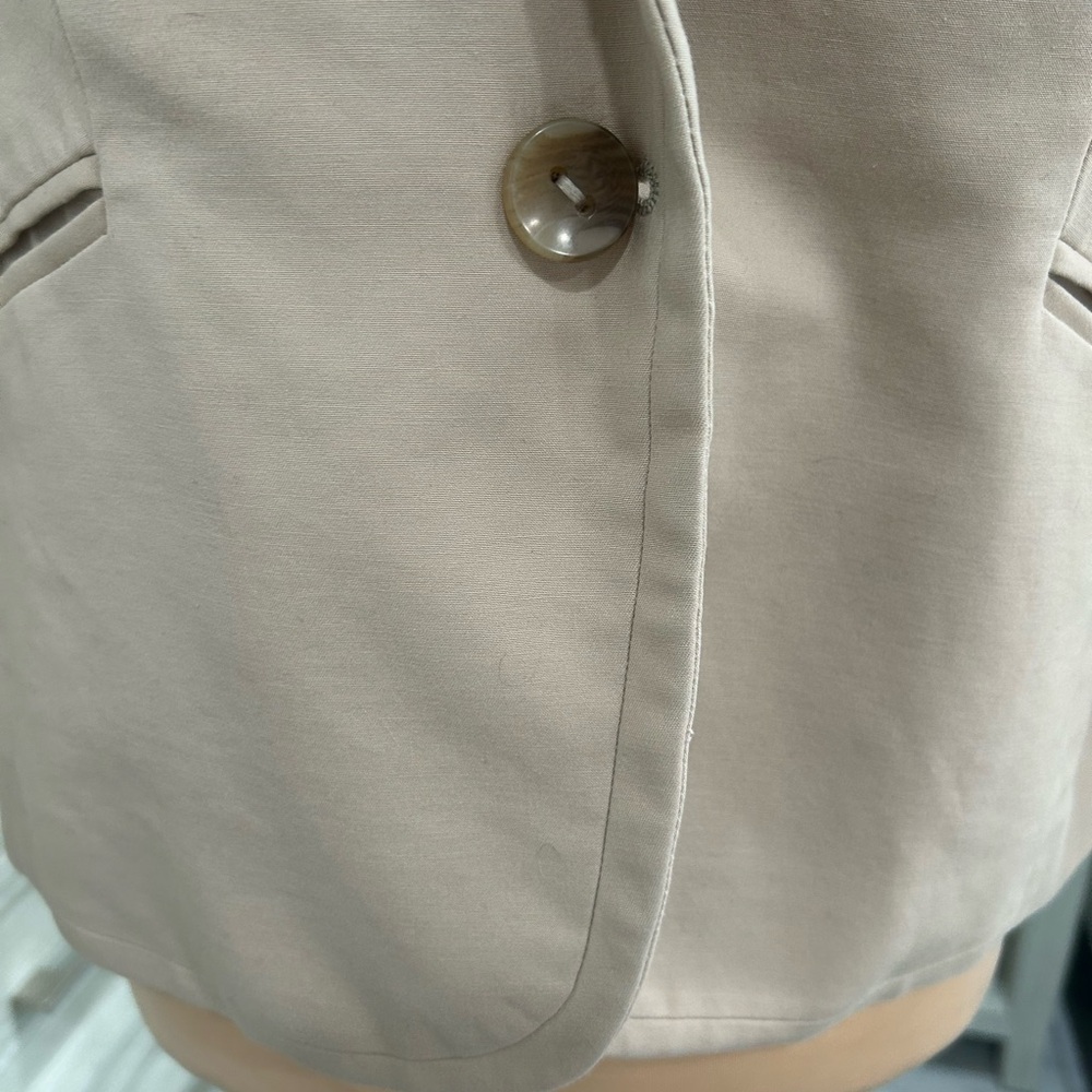 The Limited Women's Tan Blazer - Picture 4 of 15